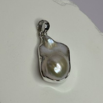 925 Sterling Silver Pearl Pendant Length 1.3 Inch