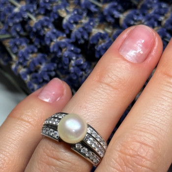 925 Sterling Silver Pearl & CZ Ring Size 5