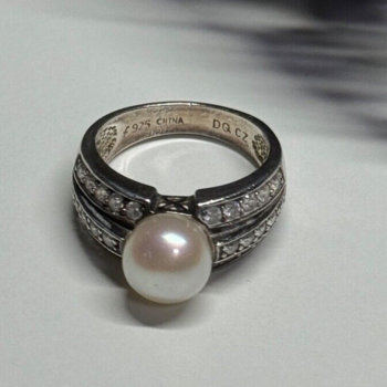 925 Sterling Silver Pearl & CZ Ring Size 5