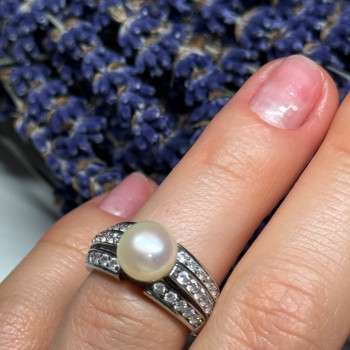 925 Sterling Silver Pearl & CZ Ring Size 5