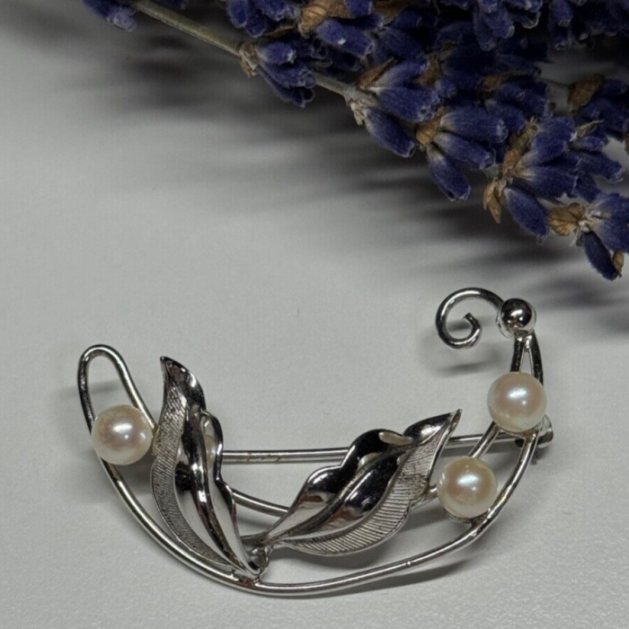 925 Sterling Silver Pearls Brooch