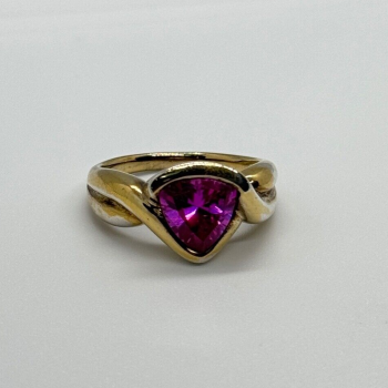925 Sterling Silver Pink Topaz Ring Size 9