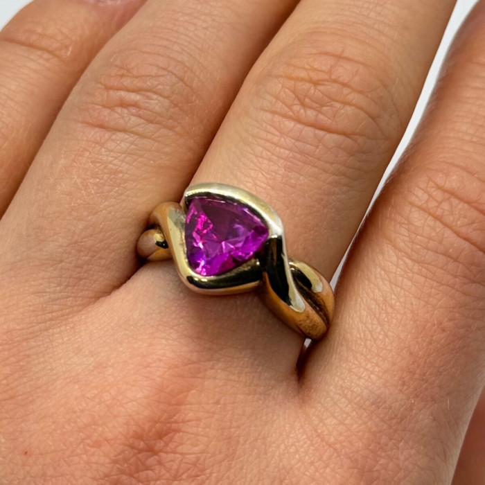 925 Sterling Silver Pink Topaz Ring Size 9