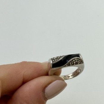 925 Sterling Silver Nephrite ( Jade ) & Black Quartz Ring Size 6.5