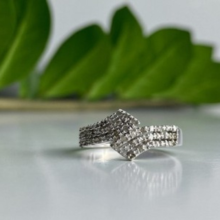 925 Sterling Silver White Topaz Ring Size 9