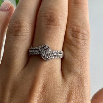 925 Sterling Silver White Topaz Ring Size 9