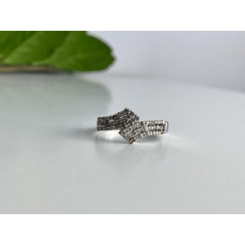925 Sterling Silver White Topaz Ring Size 9