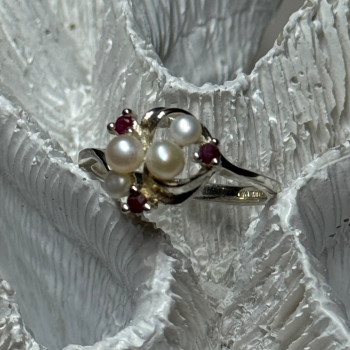 925 Sterling Silver Pearls & Ruby Ring Size 8