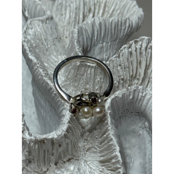 925 STERLING SILVER PEARLS & RUBY RING SIZE 8