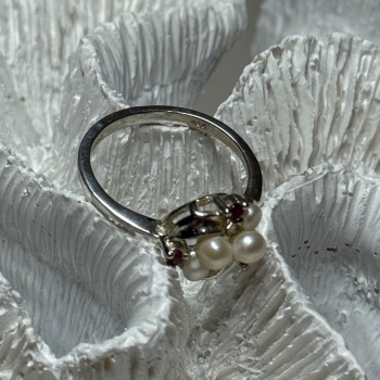 925 Sterling Silver Pearls & Ruby Ring Size 8