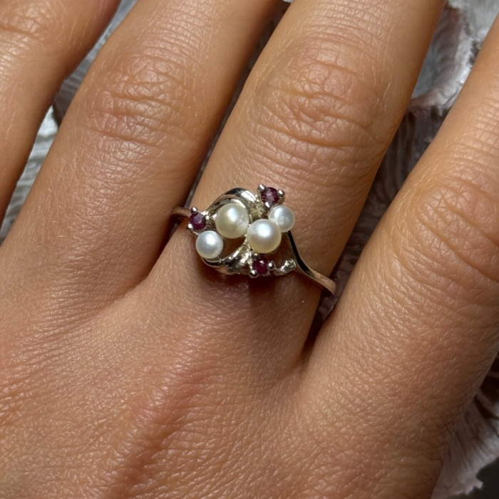 925 Sterling Silver Pearls & Ruby Ring Size 8