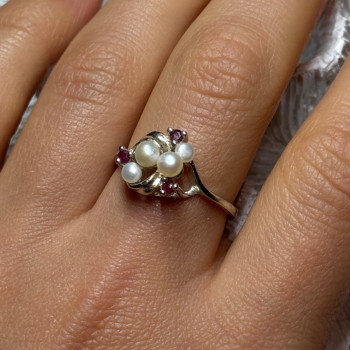 925 Sterling Silver Pearls & Ruby Ring Size 8