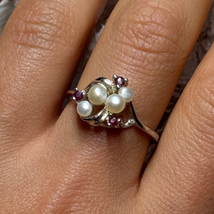 925 Sterling Silver Pearls & Ruby Ring Size 8