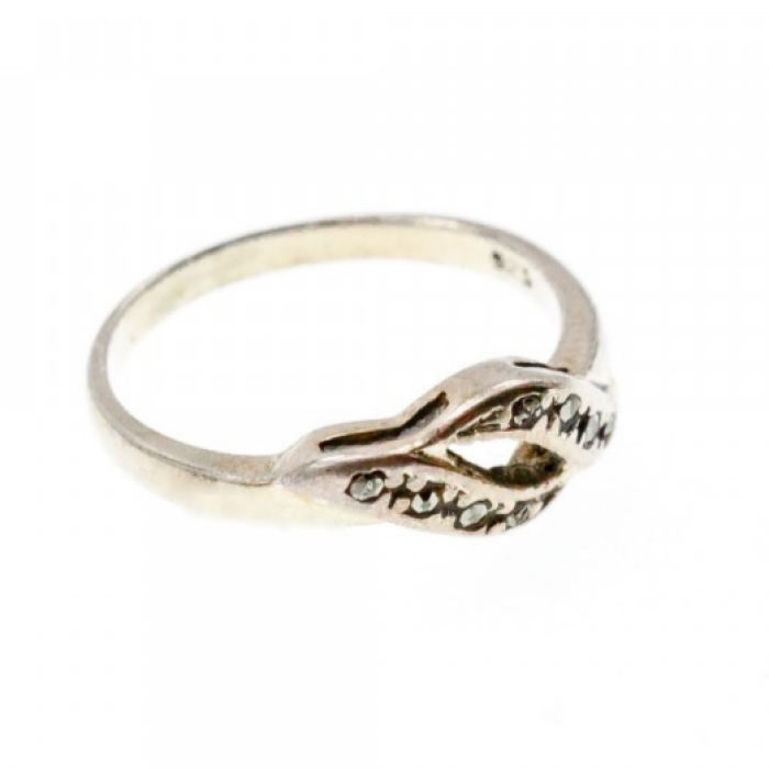 925 Sterling Silver Marcasites Ring Size 5.5