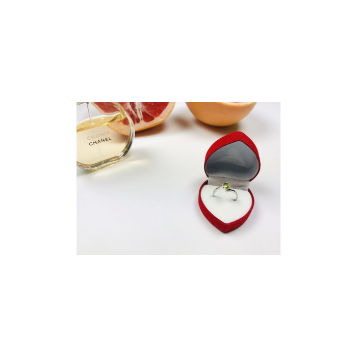 925 Sterling Silver Peridot Ring Size 6