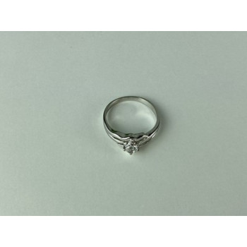 925 Sterling Silver CZ Ring Size 7