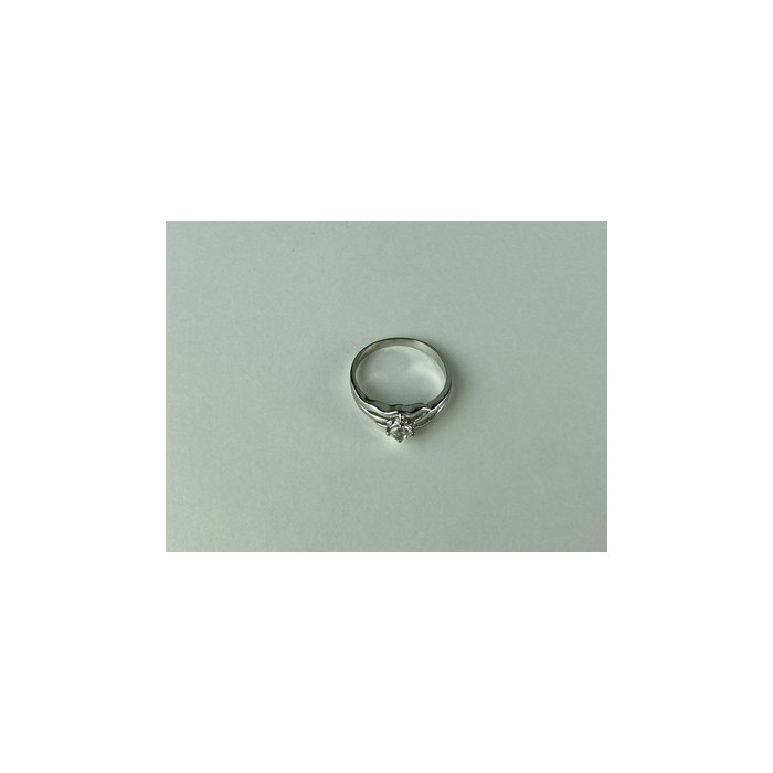 925 Sterling Silver CZ Ring Size 7