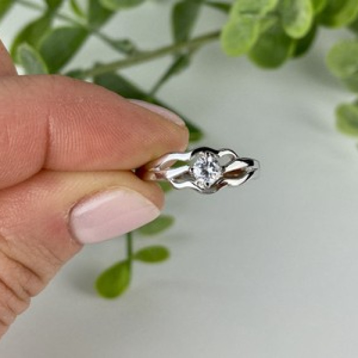 925 Sterling Silver CZ Ring Size 7
