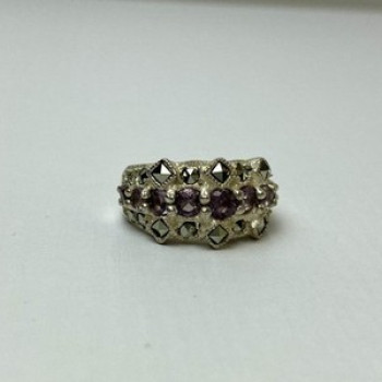 925 Sterling Silver Iolite & Marcasite Ring Size 6.5