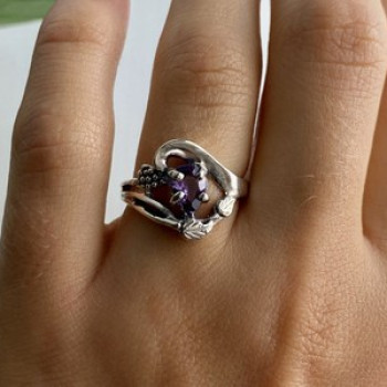 925 Sterling Silver Tanzanite Ring Size 7