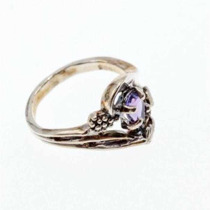 925 Sterling Silver Tanzanite Ring Size 7