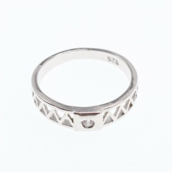 925 Sterling Silver CZ Band Ring Size 8
