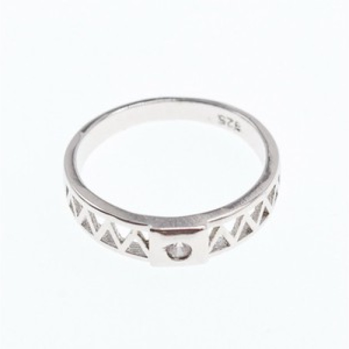 925 Sterling Silver CZ Band Ring Size 8