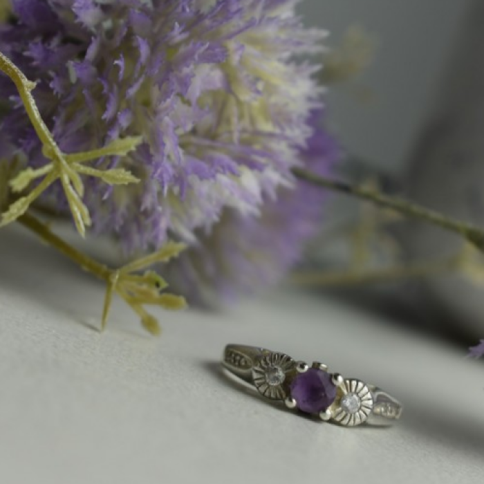 Avon 925 Sterling Silver Tourmaline & CZ Ring Size 9