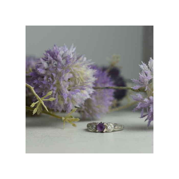 Avon 925 Sterling Silver Tourmaline & CZ Ring Size 9