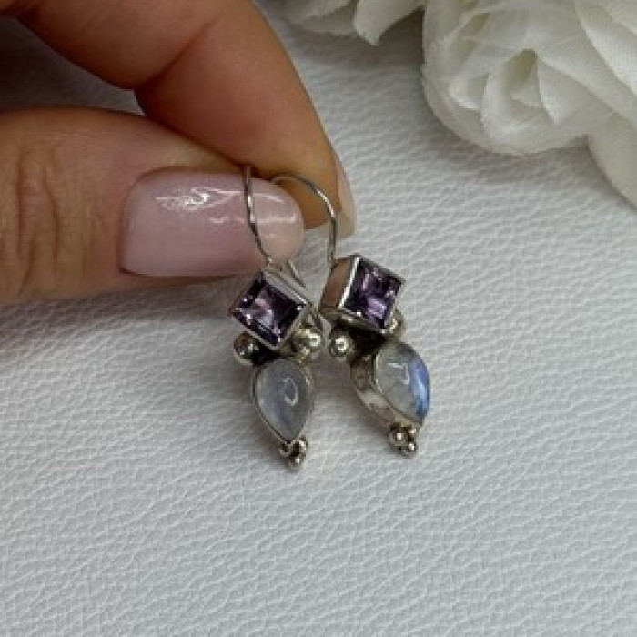 925 Sterling Silver Amethyst & Moonstone Earrings Length 1.30 Inch