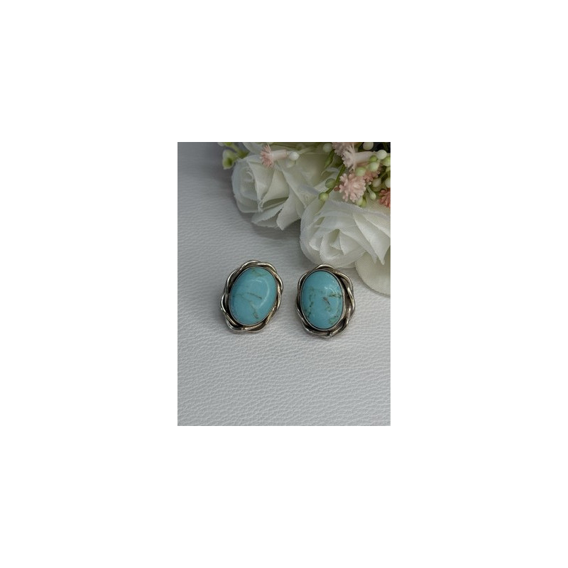 Vintage Elegant 925 Sterling Silver Turquoise Earrings Length 0.93 Inch