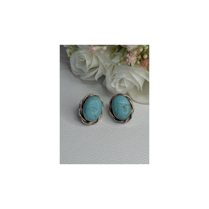 Vintage Elegant 925 Sterling Silver Turquoise Earrings Length 0.93 Inch