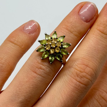 925 Sterling Silver Peridot & Citrine Flower Ring Size 4.5