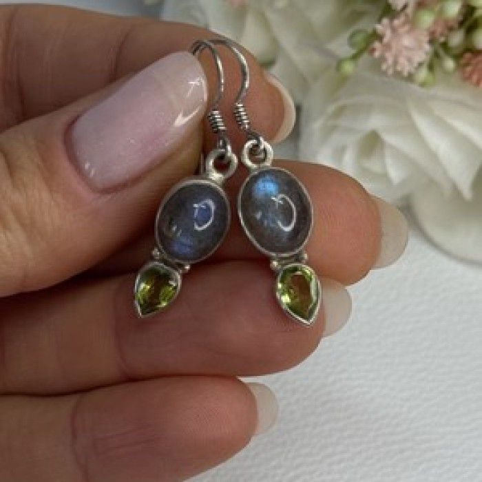 925 Sterling Silver Peridot & Moonstone Earrings Length 1.40 Inch