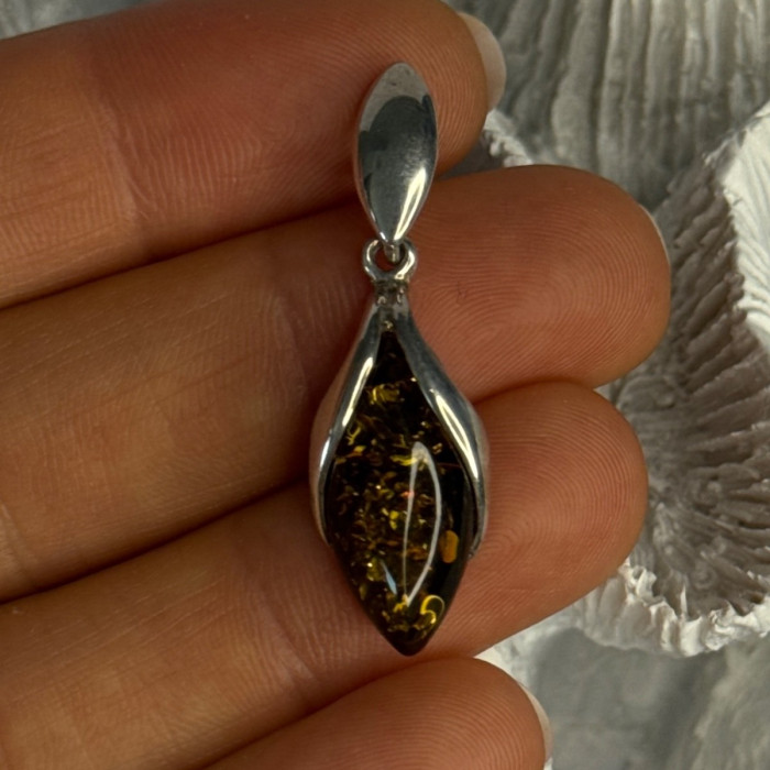 925 Sterling Silver Amber Pendant Length 1.50 Inch