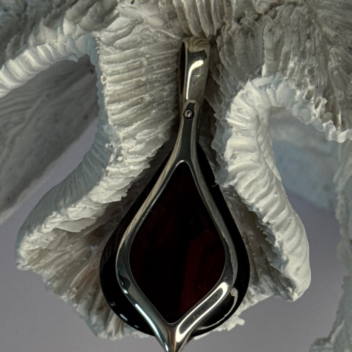 925 Sterling Silver Pyrope Garnet Pendant Length 1.90 Inch