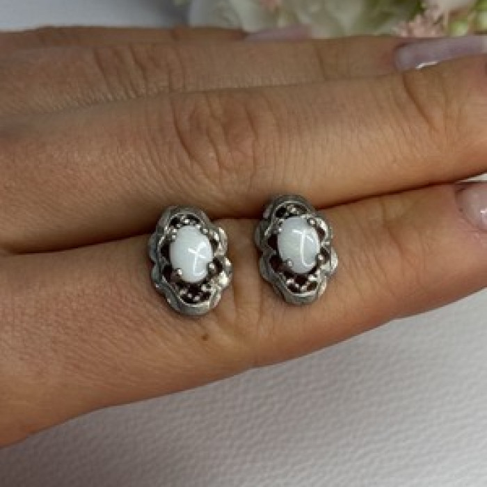 Vintage 925 Sterling Silver Opal Earrings Length 0.56 Inch
