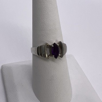 925 Sterling Silver Amethyst Ring Size 8