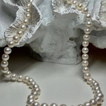 14K White Gold Clasp Fresh Water Pearl Necklace 18 Inch