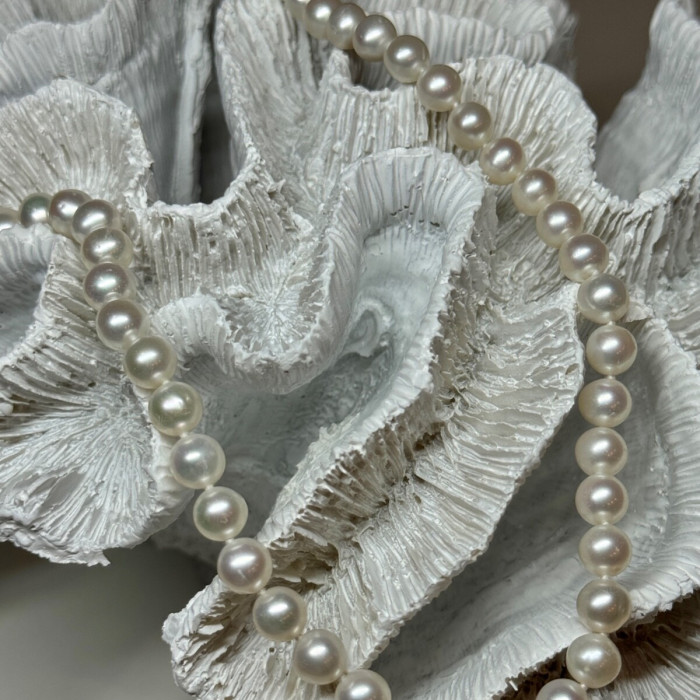 14K White Gold Clasp Fresh Water Pearl Necklace 18 Inch