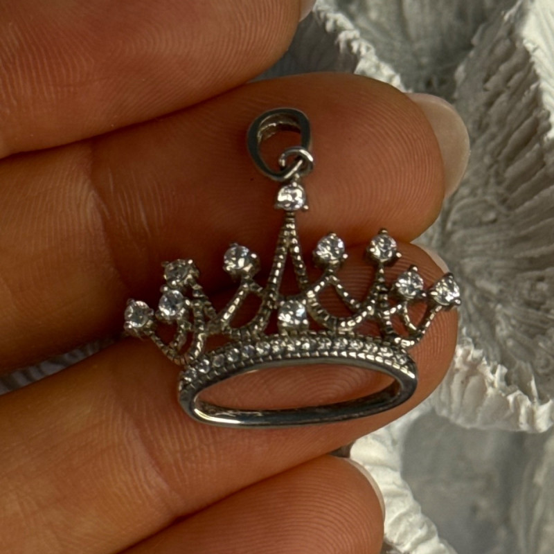 925 Sterling Silver Crown Diamonds Pendant Length 1 Inch