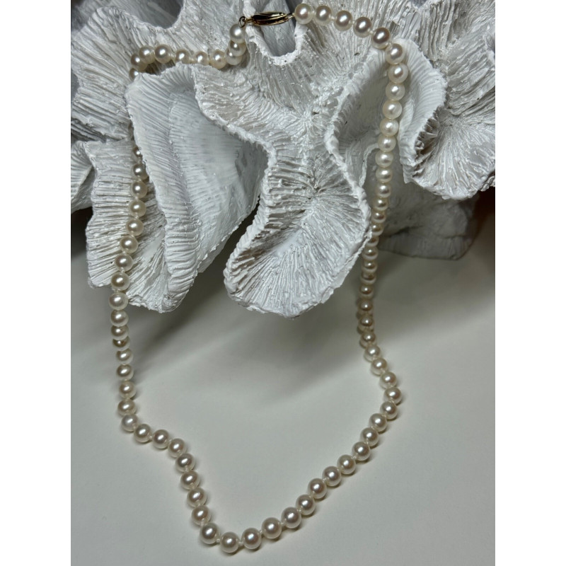 14K YELLOW GOLD CLAPS FRESH WATER PEARL NECKLACE 18 Inch