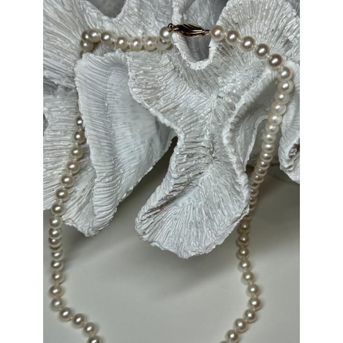 14K YELLOW GOLD CLAPS FRESH WATER PEARL NECKLACE 18 Inch