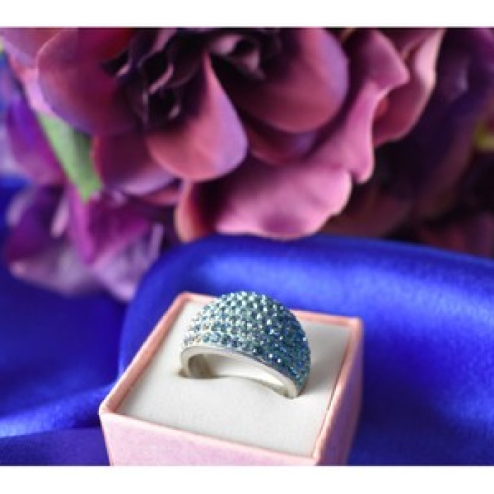 925 Sterling Silver Blue & White CZ Ring Size 6.5