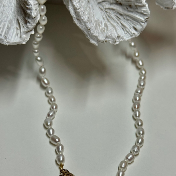 14K YELLOW GOLD CLASP FRESH WATER PEARL NECKLACE 16