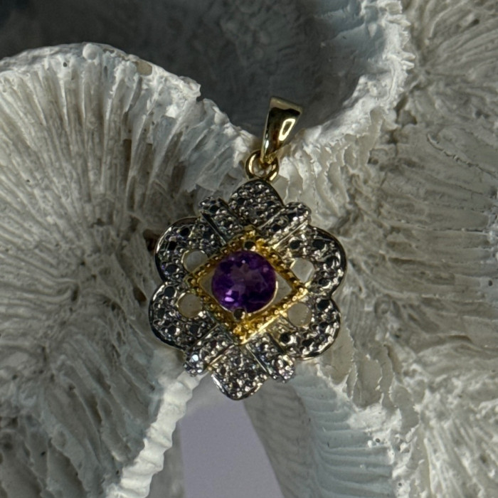 925 Sterling Silver Gold Plated Amethyst Pendant Length 1 Inch