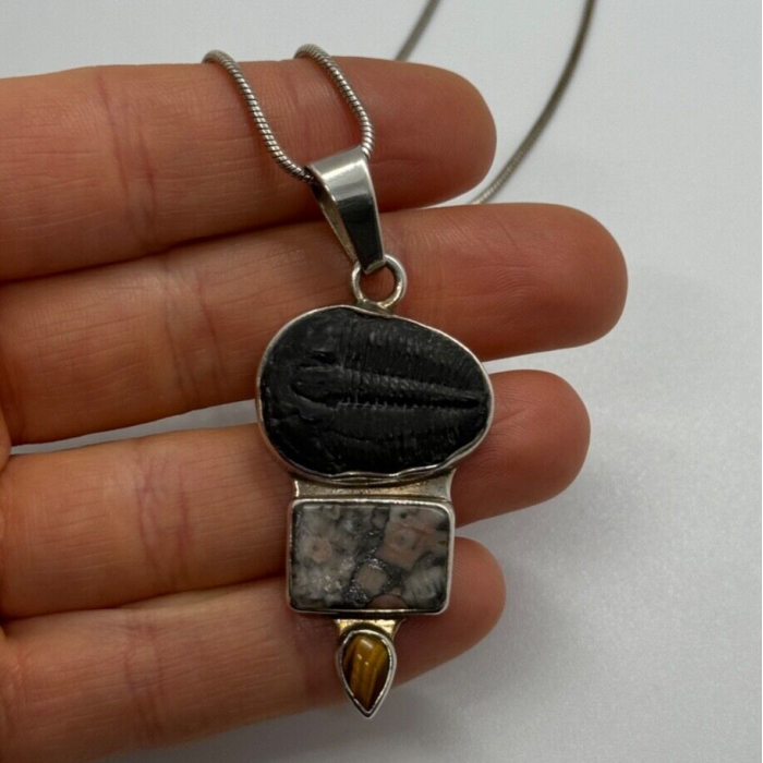 925 STERLING SILVER AGATE NECKLACE