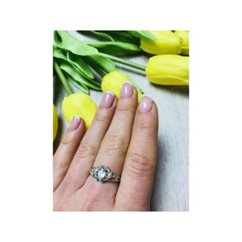 925 Sterling Silver Topaz Ring Size 8.5