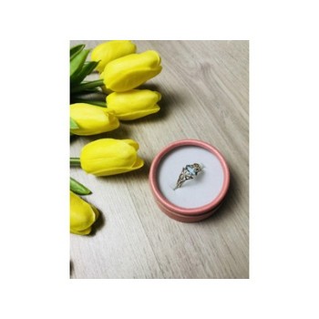 925 Sterling Silver Topaz Ring Size 8.5