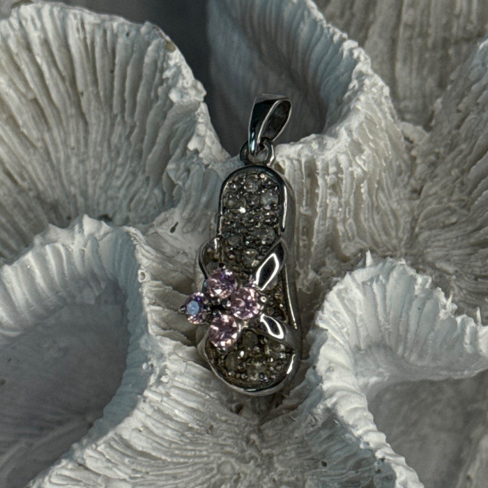 Ws 925 Sterling Silver Flip Flop Sandal Pink & White CZ Pendant Length 1.30 Inch